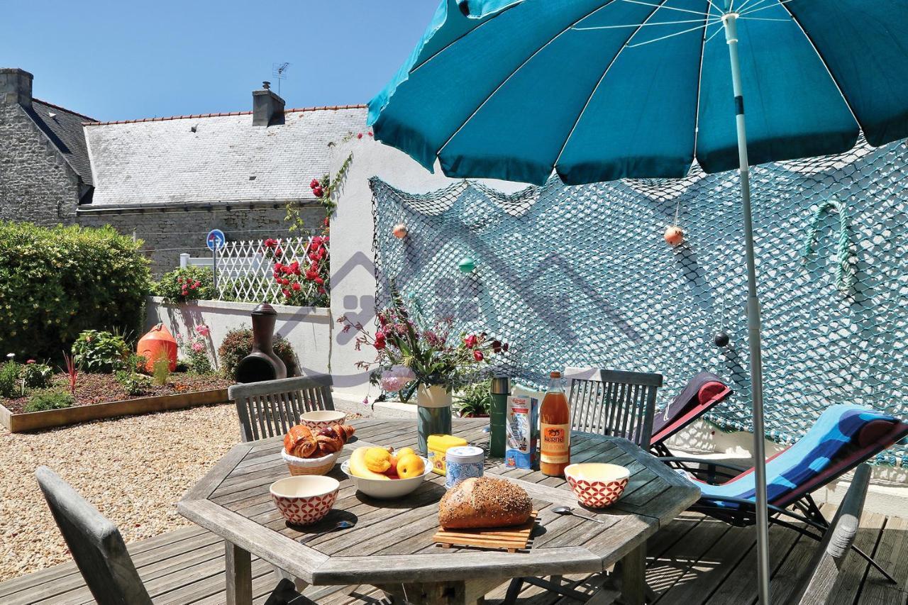 LocaLise - La Maison du pêcheur au Guilvinec - Chambres vue mer - A 20m de la mer située à la pointe de Men Meur - Tout à pied, plage, port, centre, commerces, marché - Wifi inclus - Linge de lit inclus - Jardin clos - En option , ménage et serviette Exterior foto